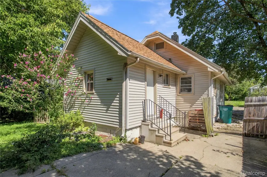 1811 Vermont Avenue, Lansing, MI 48906 - #3