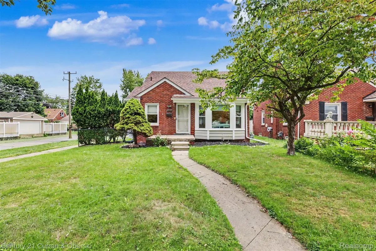 8182 Grayfield Street, Dearborn Heights, MI 48127 - #1