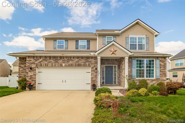 42261 Mandalay Court, SterlingHeights, MI 48313