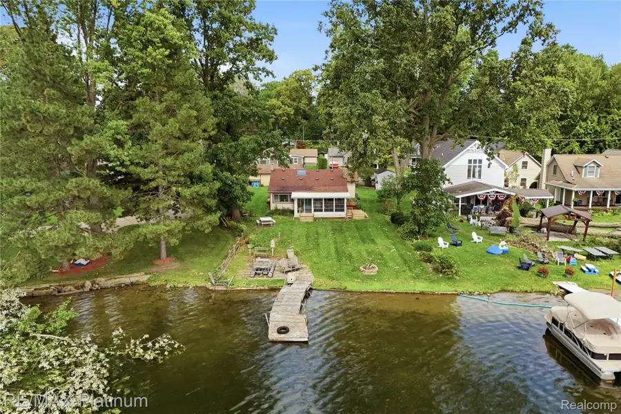 1186 Chemung Drive, Howell, MI 48843 - #3