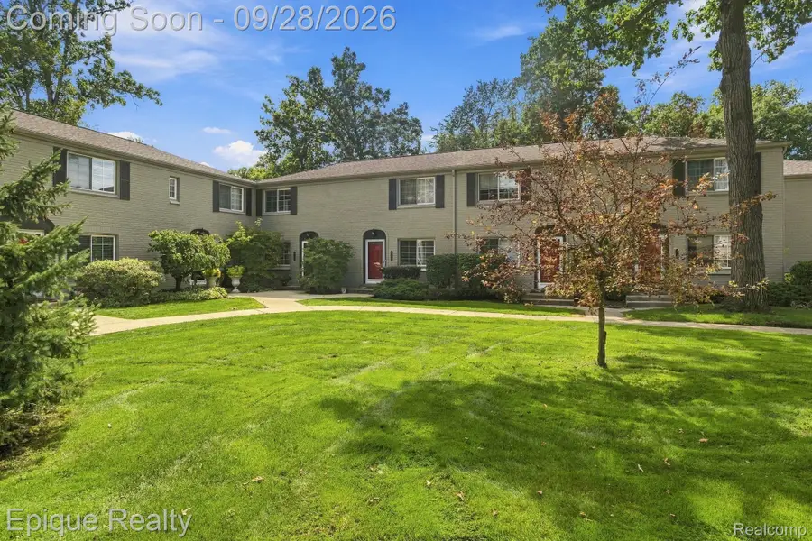 706 Graefield Court, Birmingham, MI 48009 - #3