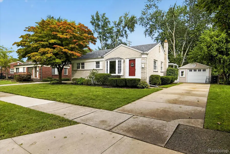 29848 Hathaway Street, Livonia, MI 48150 - #3
