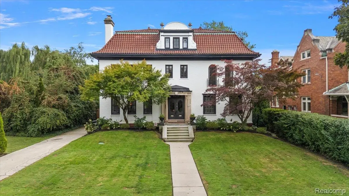 841 W Boston Boulevard, Detroit, MI 48202 - #1