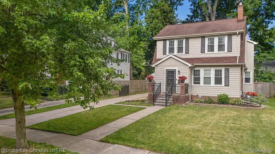 1033 Maplegrove Avenue, Royal Oak, MI 48067 - #2