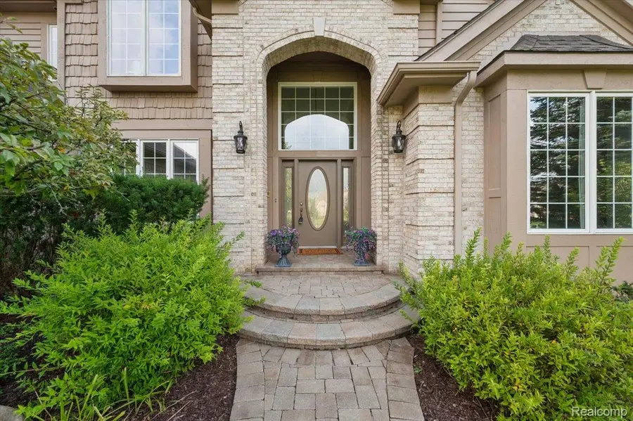 4875 Green Meadow Lane, Rochester, MI 48306 - #3