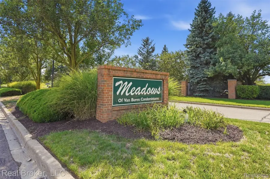 9685 Wildflower Court, Van Buren, MI 48111 - #2