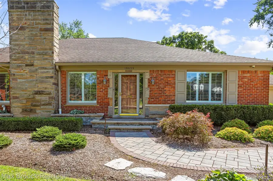 18639 Warwick Street, Beverly Hills, MI 48025 - #3