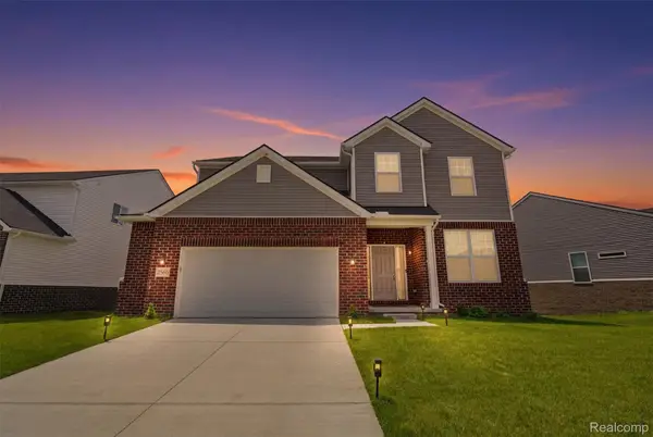 20633 Gidran Drive, SouthLyon, MI 48178