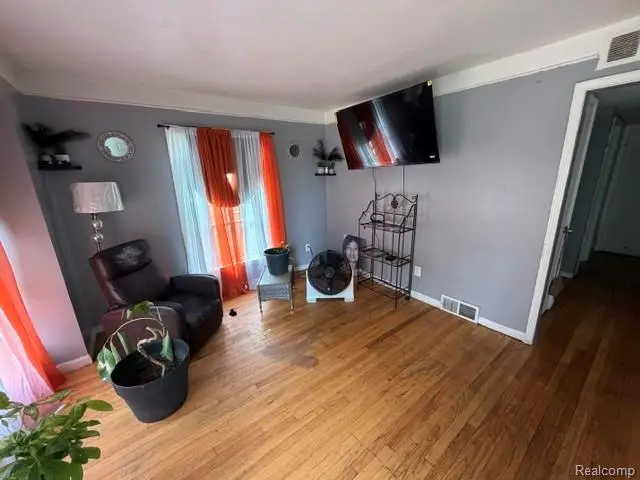 9230 Minock Street, Detroit, MI 48228 - #2
