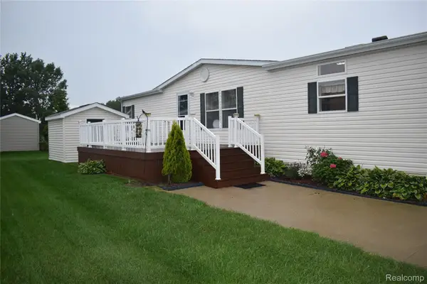 5485 Oakmont, Howell, MI 48843