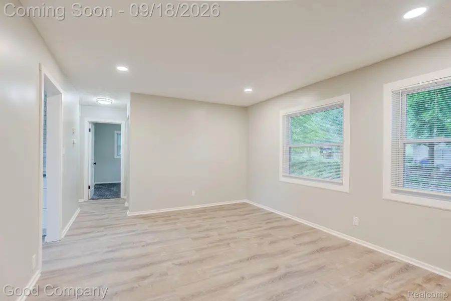 31610 Antrim Court, Westland, MI 48186 - #3