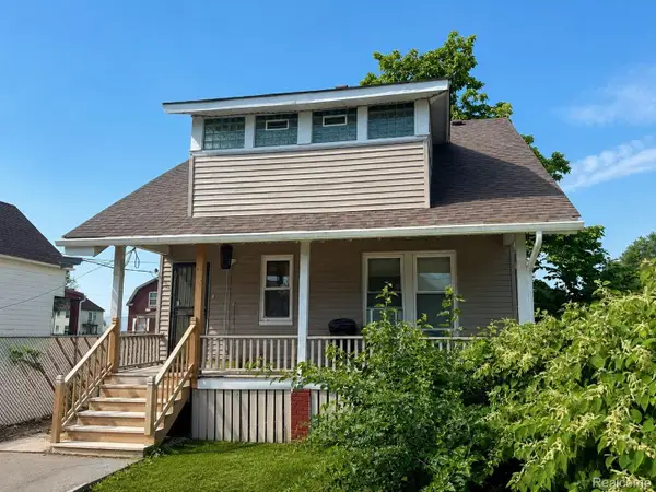 6056 Maxwell Street, Detroit, MI 48213
