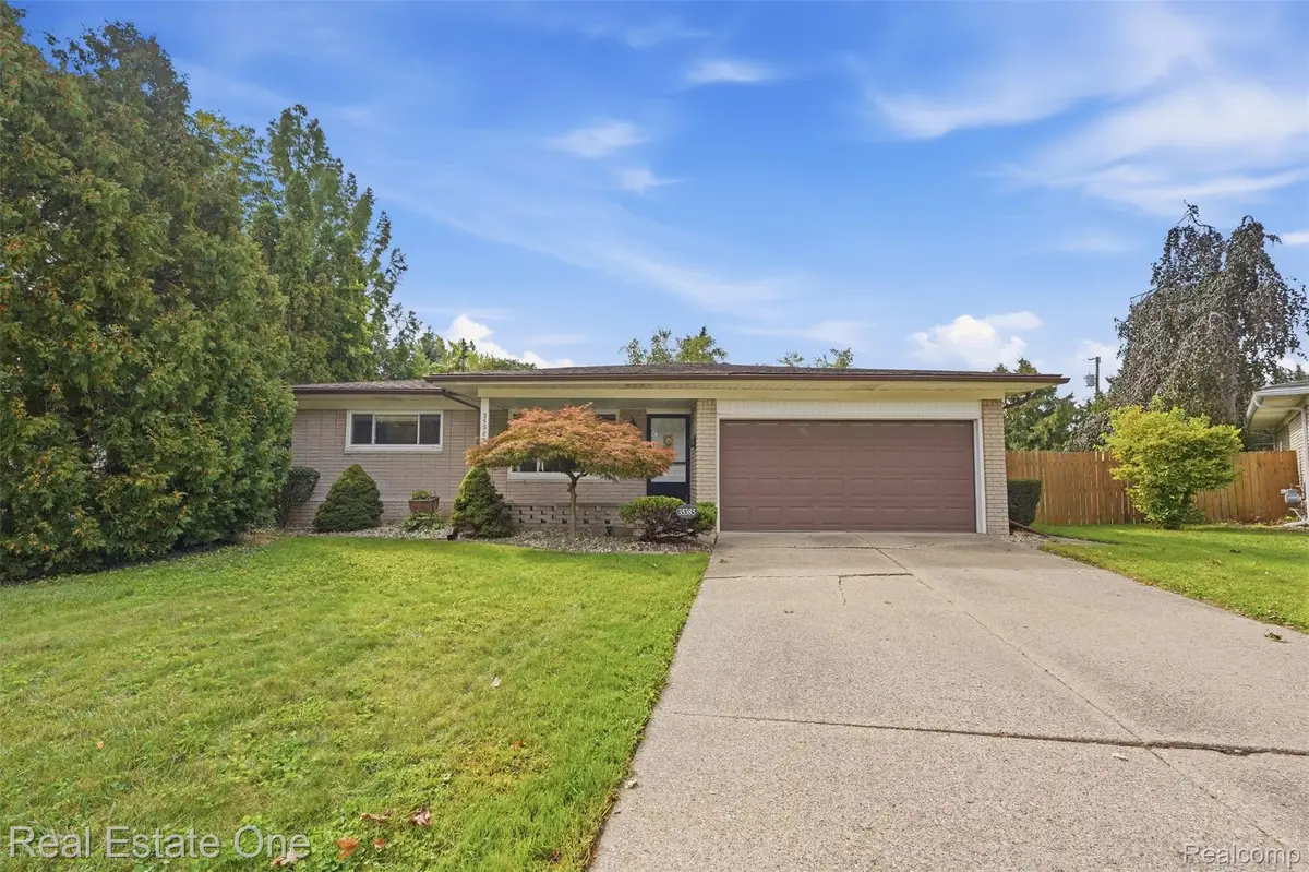 35385 Witt Court, Sterling Heights, MI 48312 - #1