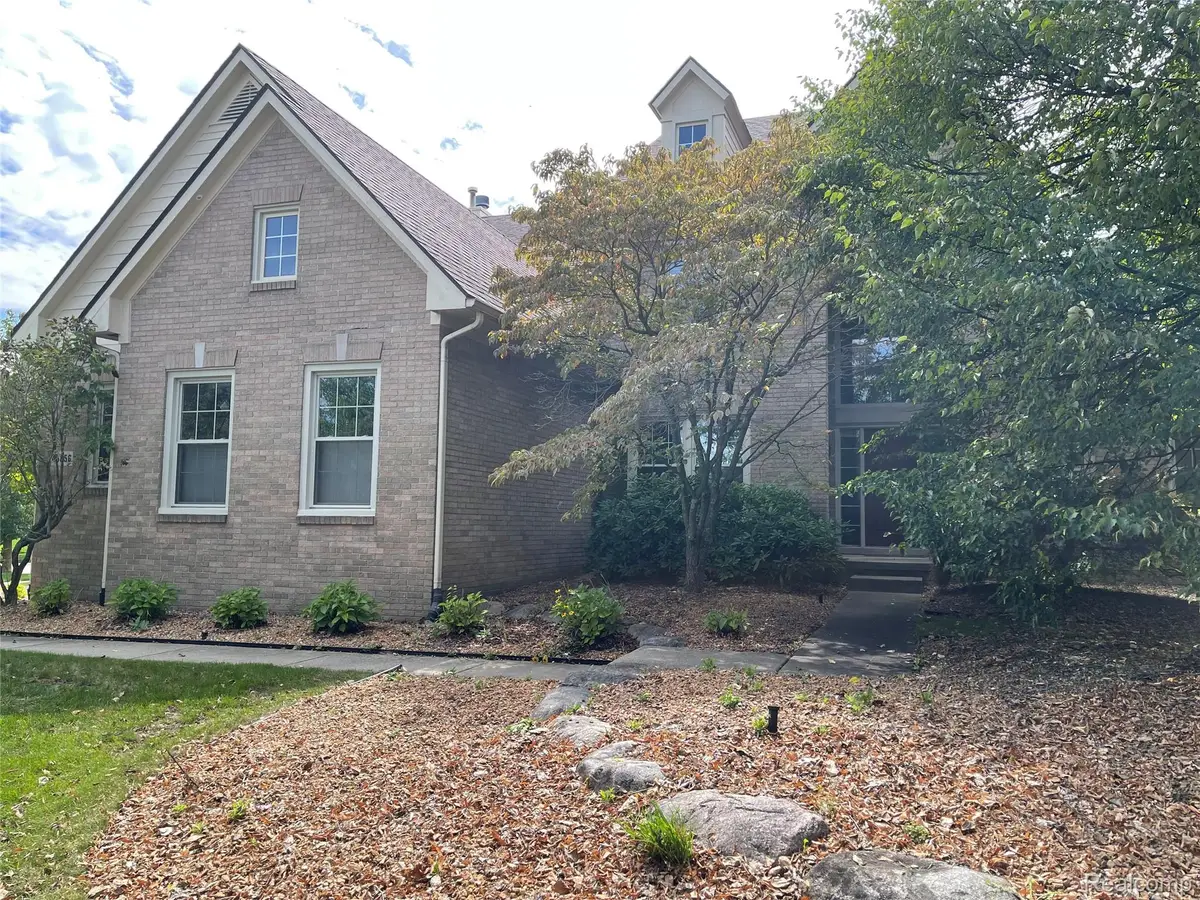 45856 Bristol Circle, Novi, MI 48377 - #1