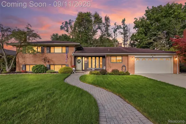 16799 Farmington Road, Livonia, MI 48154
