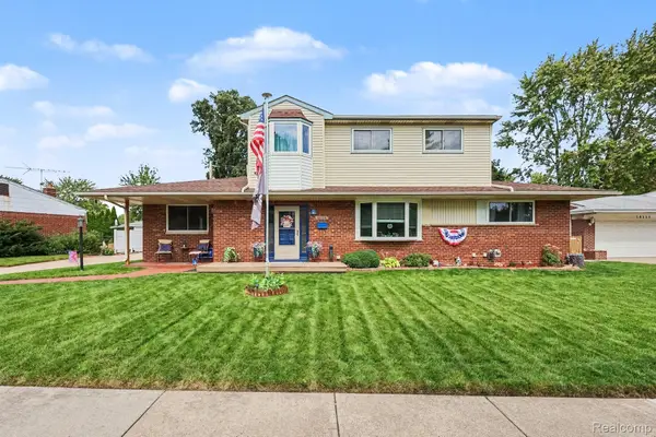 18237 Davidson, Fraser, MI 48026