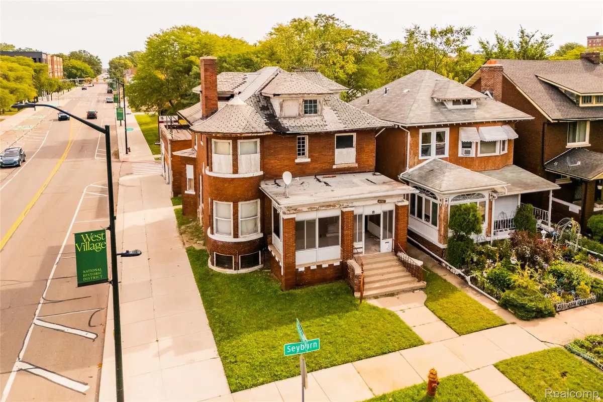 7810 Kercheval Street, Detroit, MI 48214 - #1