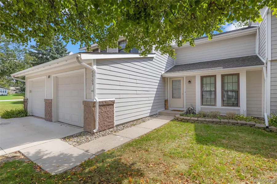 22705 Cranbrooke Drive, Novi, MI 48375 - #2