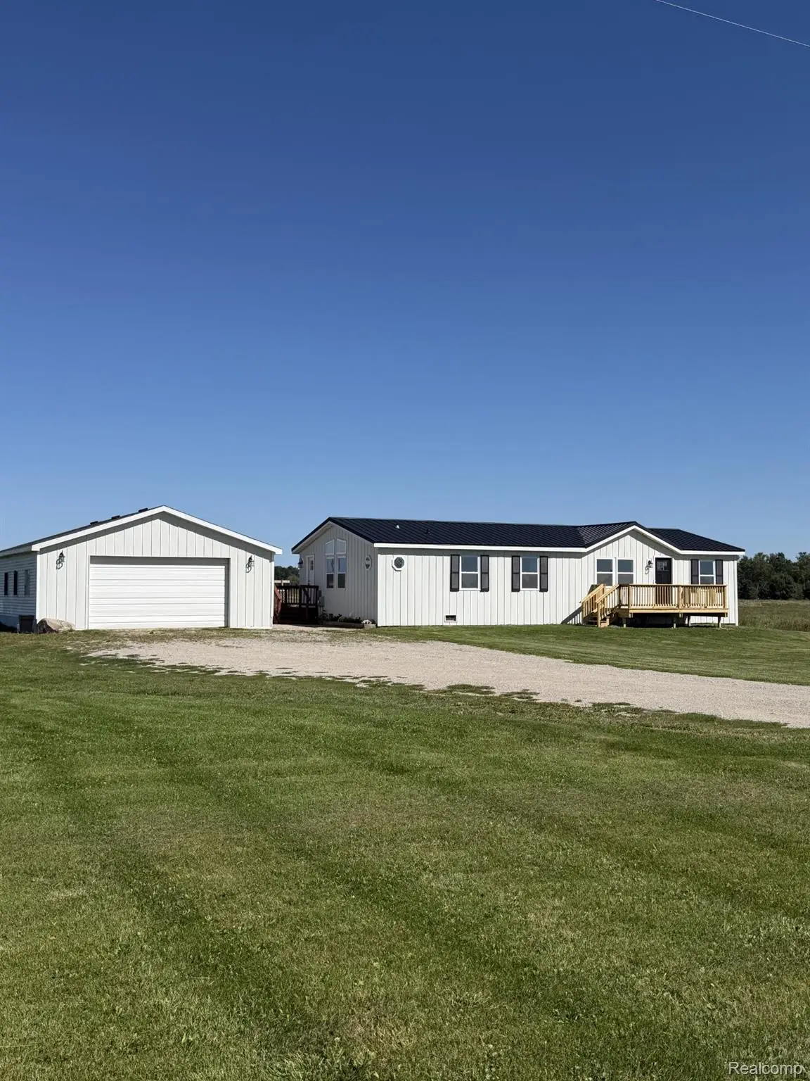1313 E Murphy Lake Road, Mayville, MI 48744 - #1