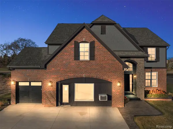 4042 Spring Meadows Drive, SterlingHeights, MI 48314