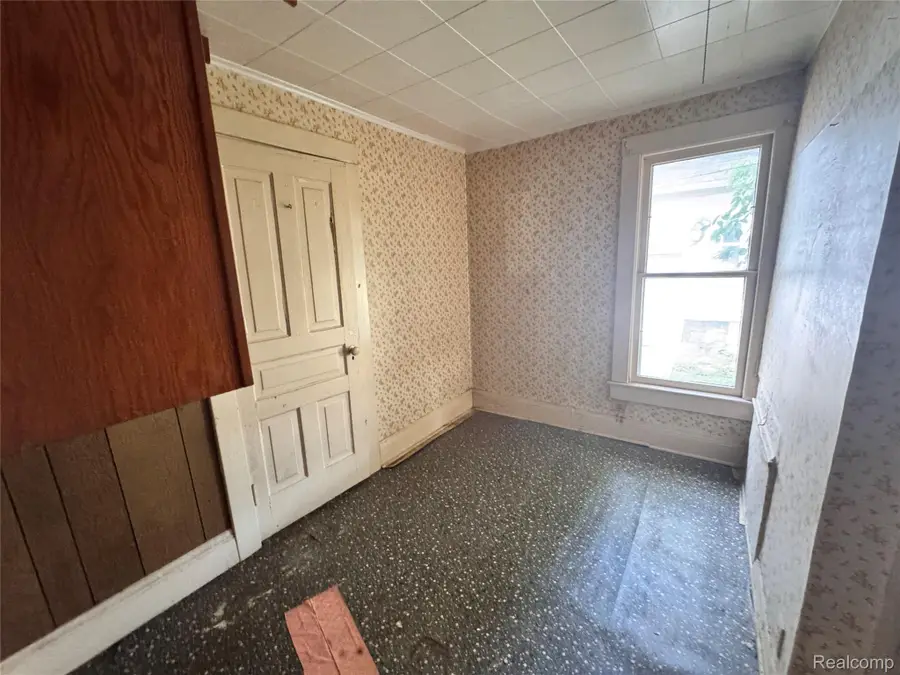 414 S Bates Street, Saginaw, MI 48602 - #2