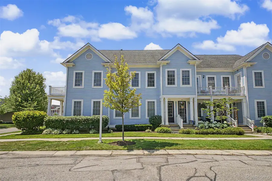 370 Roosevelt Street, Canton, MI 48188 - #2