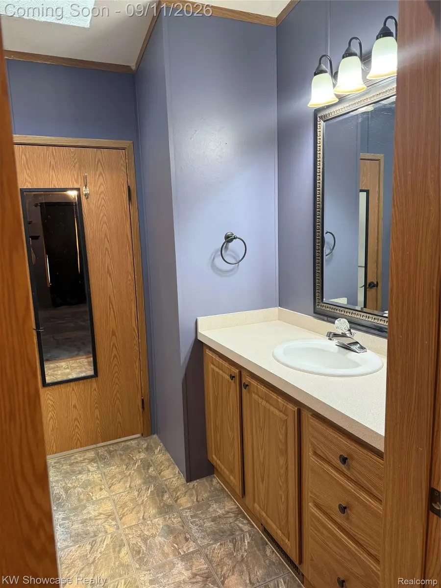 3326 Abbey, Wixom, MI 48393 - #3