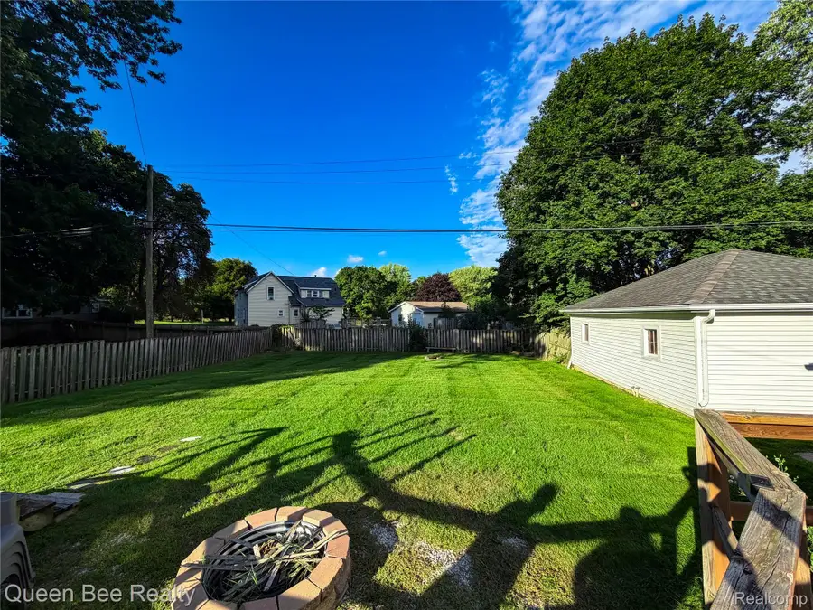 320 W Bush Street, Caro, MI 48723 - #3