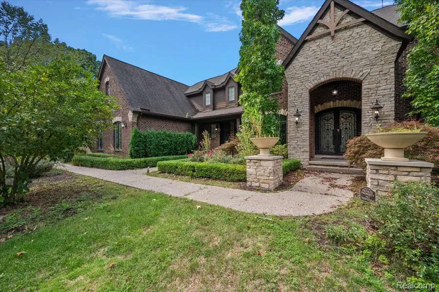 21291 Equestrian Trail, Northville, MI 48167 - #3