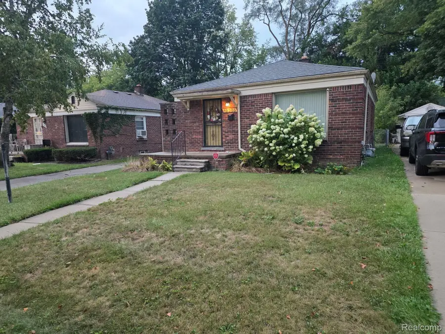 19355 Burt Road, Detroit, MI 48219 - #2
