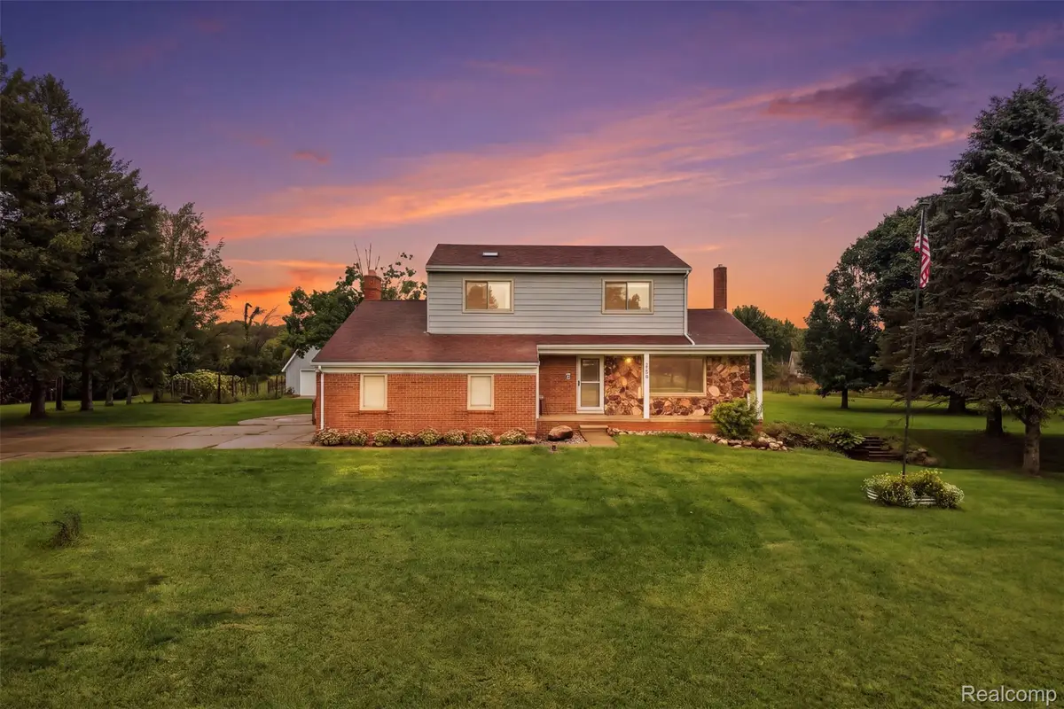 2800 Cedar Valley Drive, Howell, MI 48843 - #1