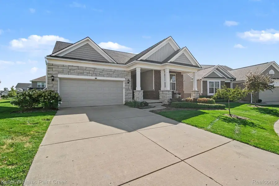 1270 Lark Street, Orion, MI 48360 - #3