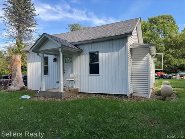 7230 N Mckinley Road, Flushing, MI 48433