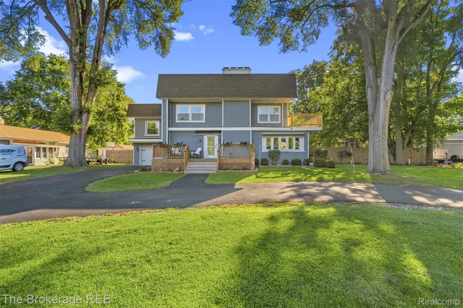 1442 N Packard Avenue, Burton, MI 48509 - #2