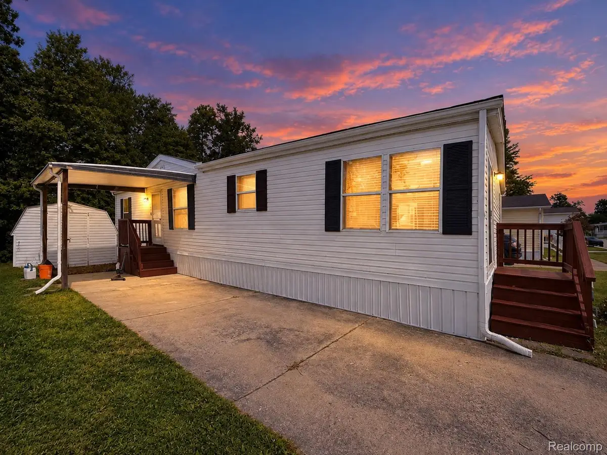 24654 Deer Creek Drive, Flat Rock, MI 48134 - #1