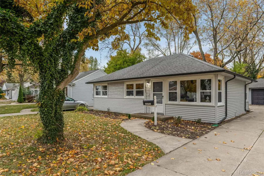 15751 W 14 Mile Road, Beverly Hills, MI 48025 - #2