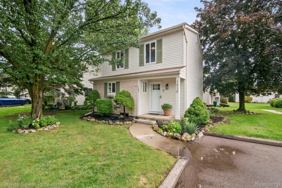2838 Roundtree Drive, Troy, MI 48083 - #1