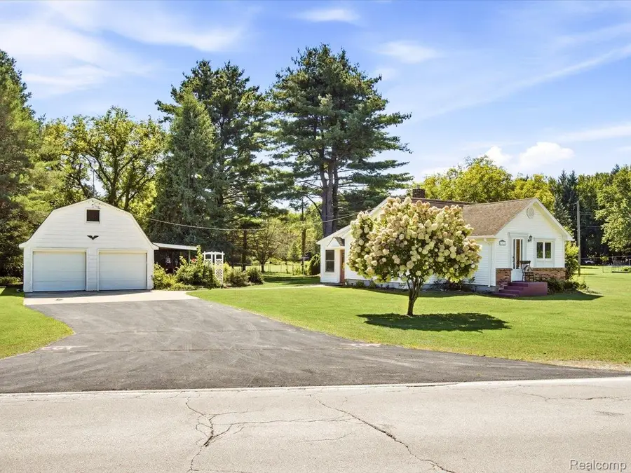 4369 Atkins Road, Port Huron, MI 48060 - #3