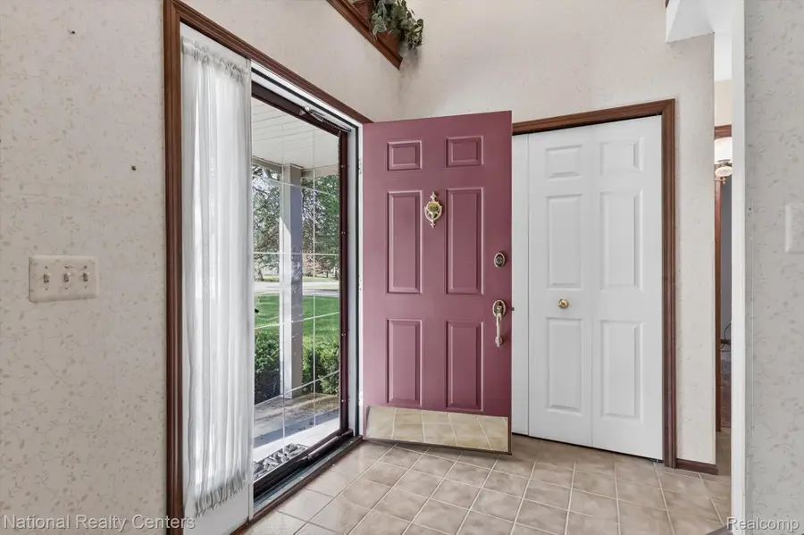 9321 Overdale Lane, Brighton, MI 48114 - #3