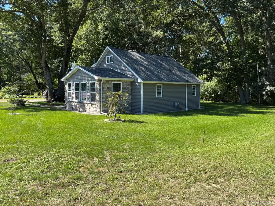 3861 E Michigan Avenue, Sims, MI 48703 - #3
