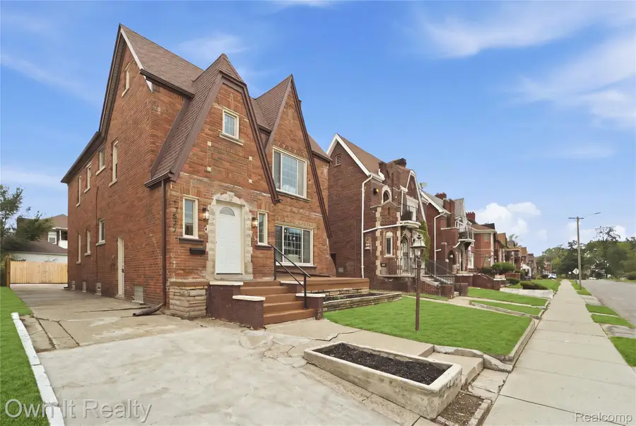17527 Stoepel Street, Detroit, MI 48221 - #3