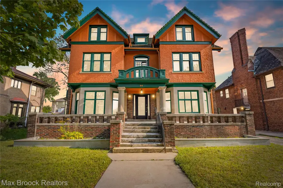 94 E Boston Boulevard, Detroit, MI 48202 - #2