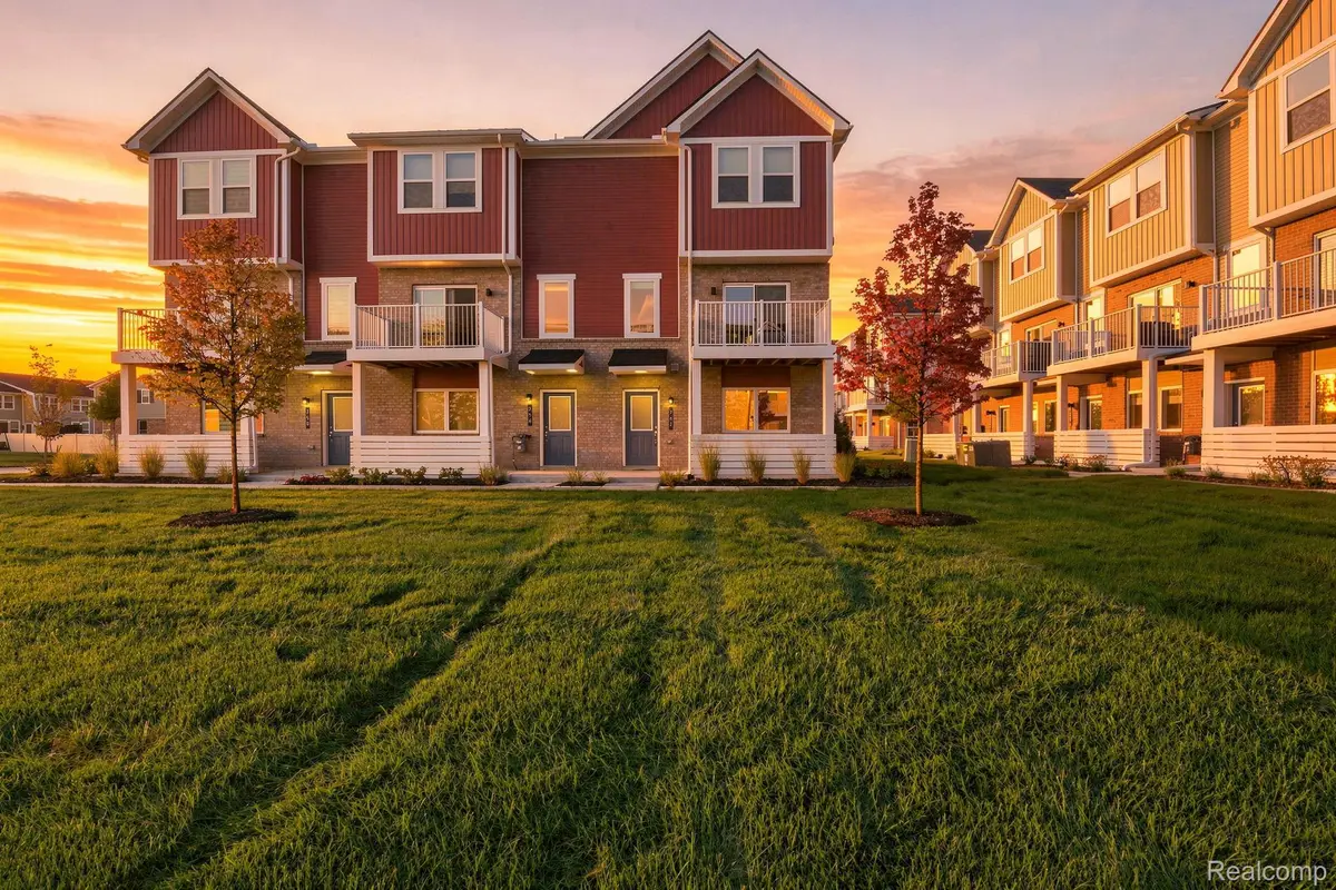 762 Huntley Lane, Troy, MI 48085 - #1