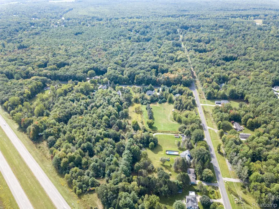 2140 N 5 Mile Road Road, Midland, MI 48642 - #3