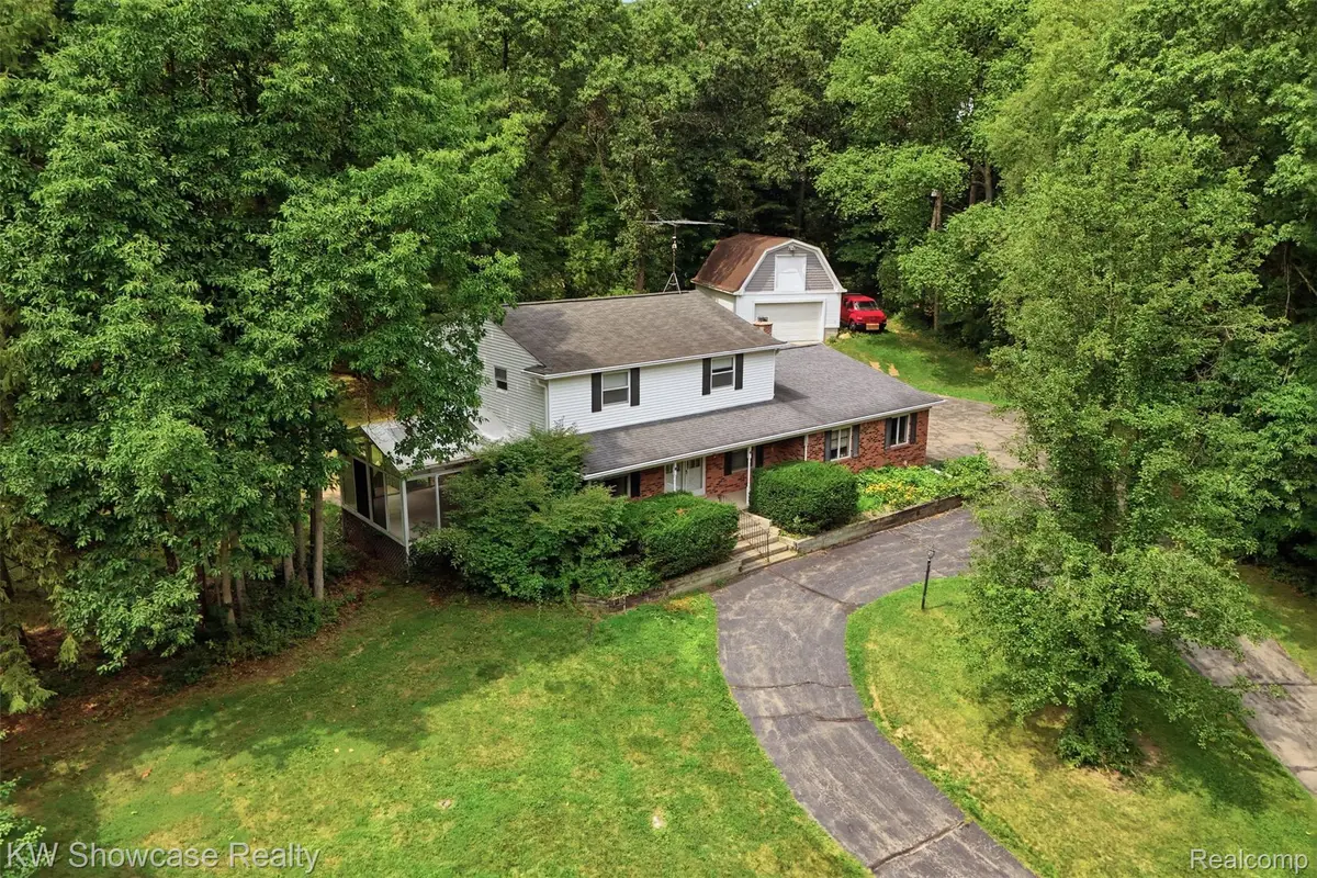 7125 Ridgewood Road, Clarkston, MI 48346 - #1
