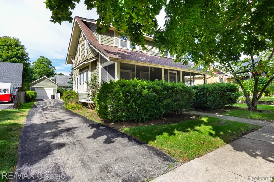 323 East Street, Milford, MI 48381 - #2