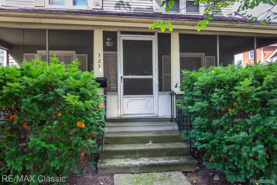 323 East Street, Milford, MI 48381 - #3