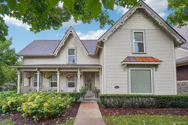 315 W Commerce Street, Milford, MI 48381