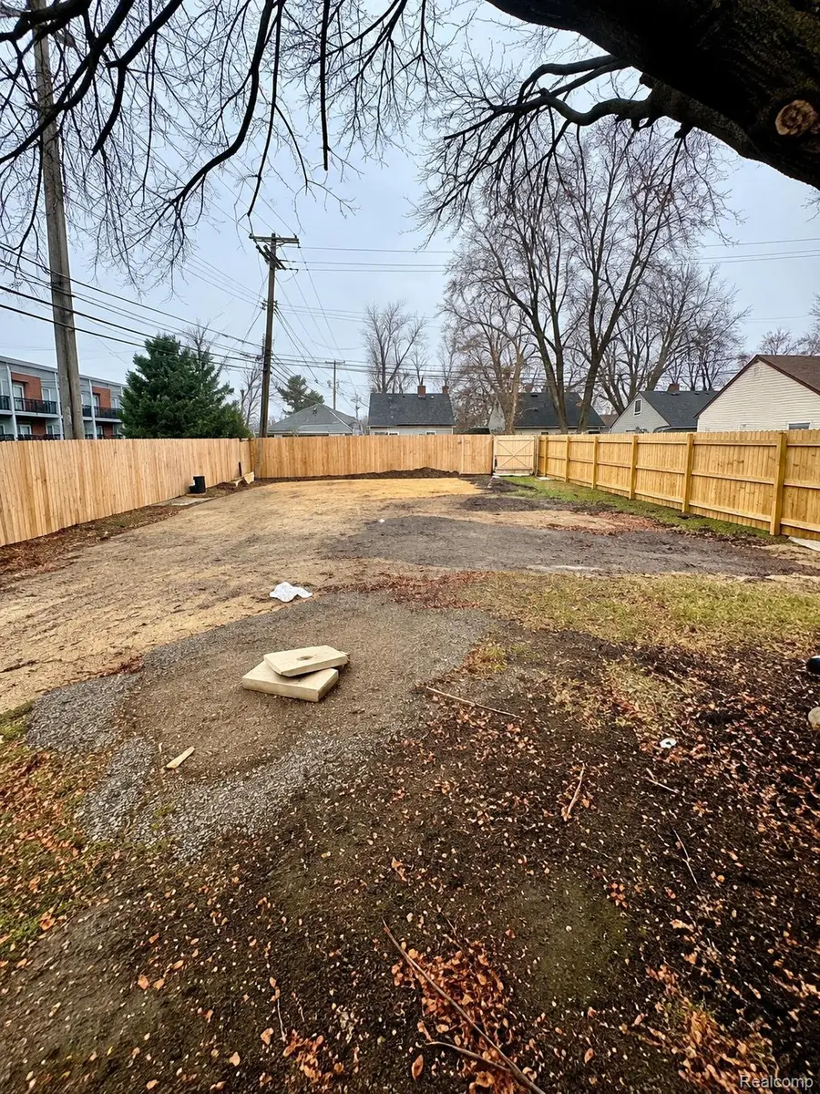 115 N Blair, Royal Oak, MI 48067 - #3