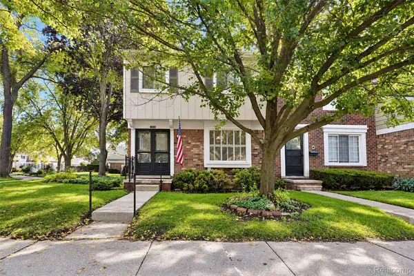 1938 Torquay Avenue, RoyalOak, MI 48073